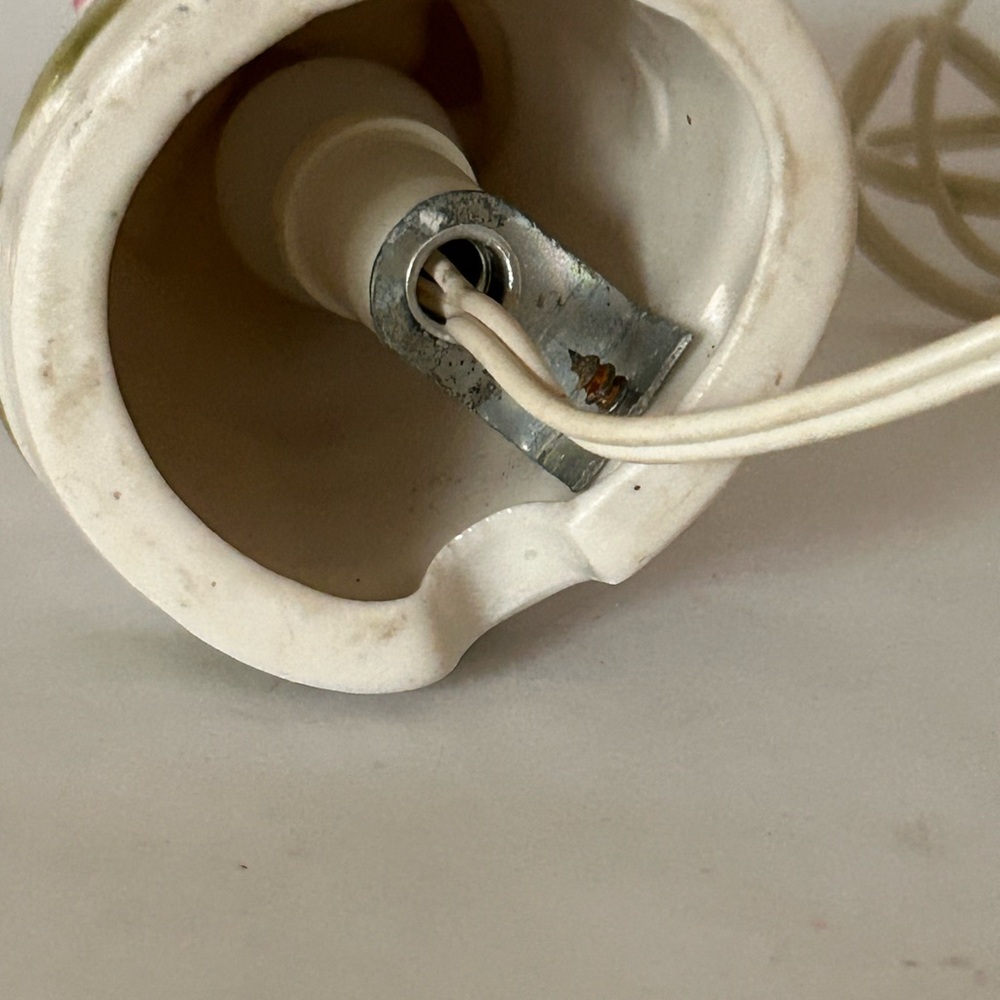 Vintage Nightlight Girl Flowers‎ Ceramic Cottagecore Decor Lamp Parts only READ - Picture 4 of 5